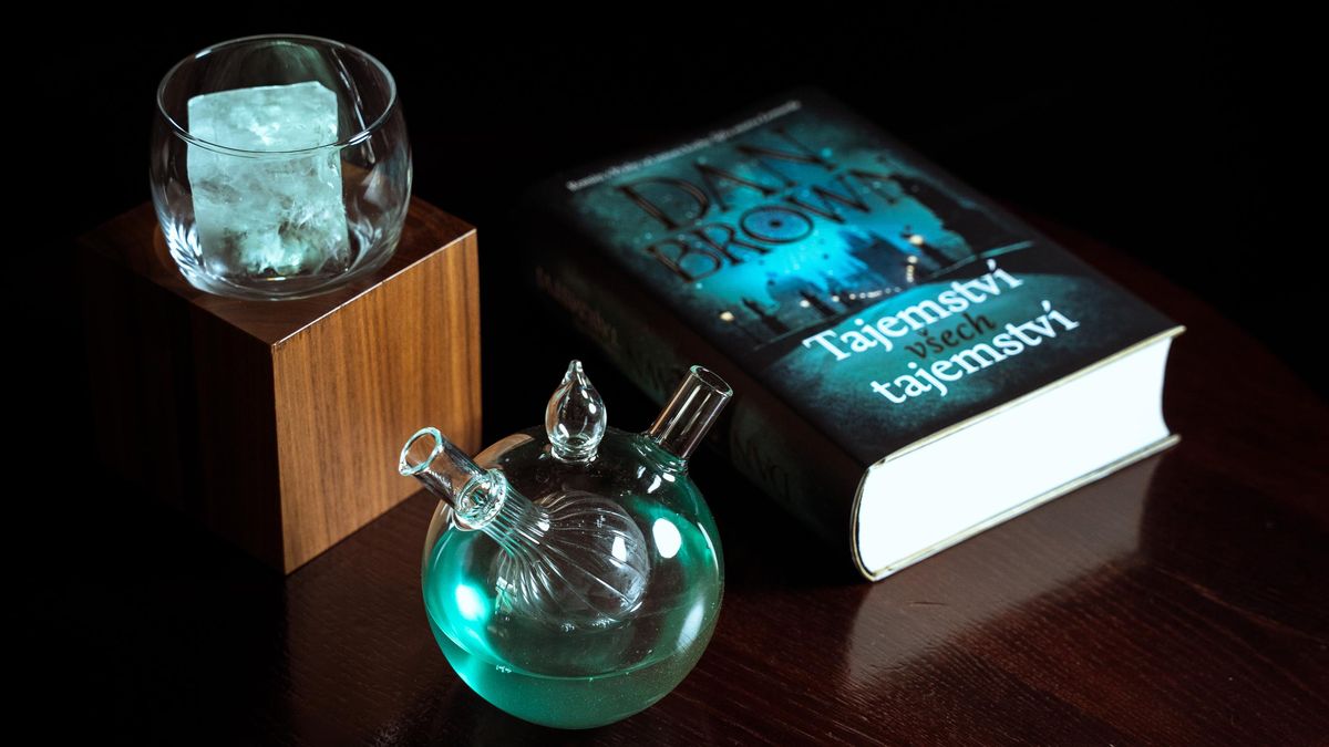 Kde je pivo? Dan Brown v pražském románu opomíjí české národní zlato